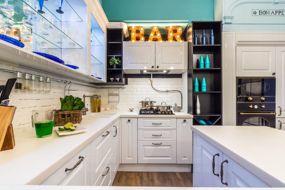 Синяя кухня в стиле лофт