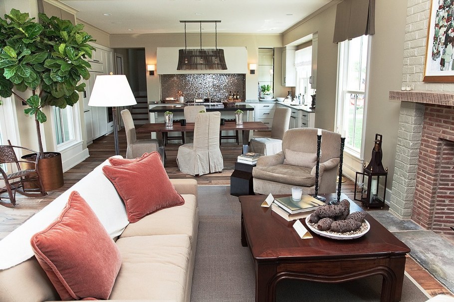 Гостиная с одним окном в стиле природный и Минимализм