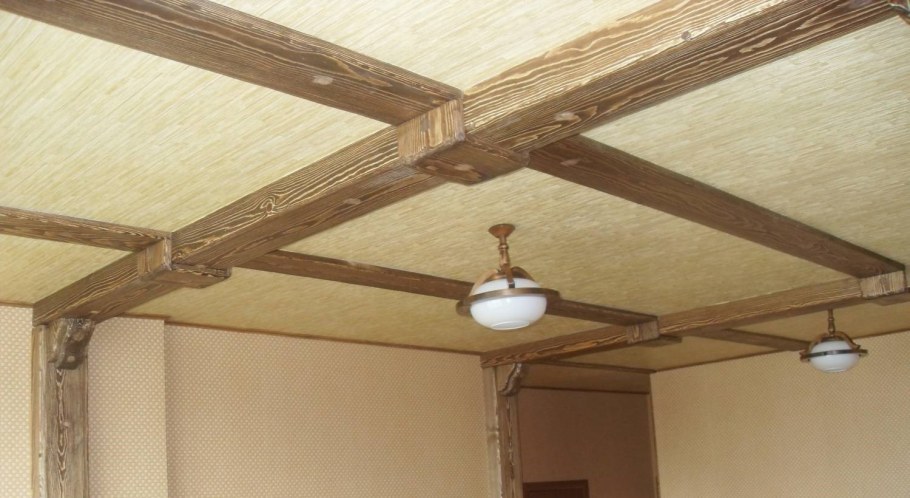 Потолочные балки под старину