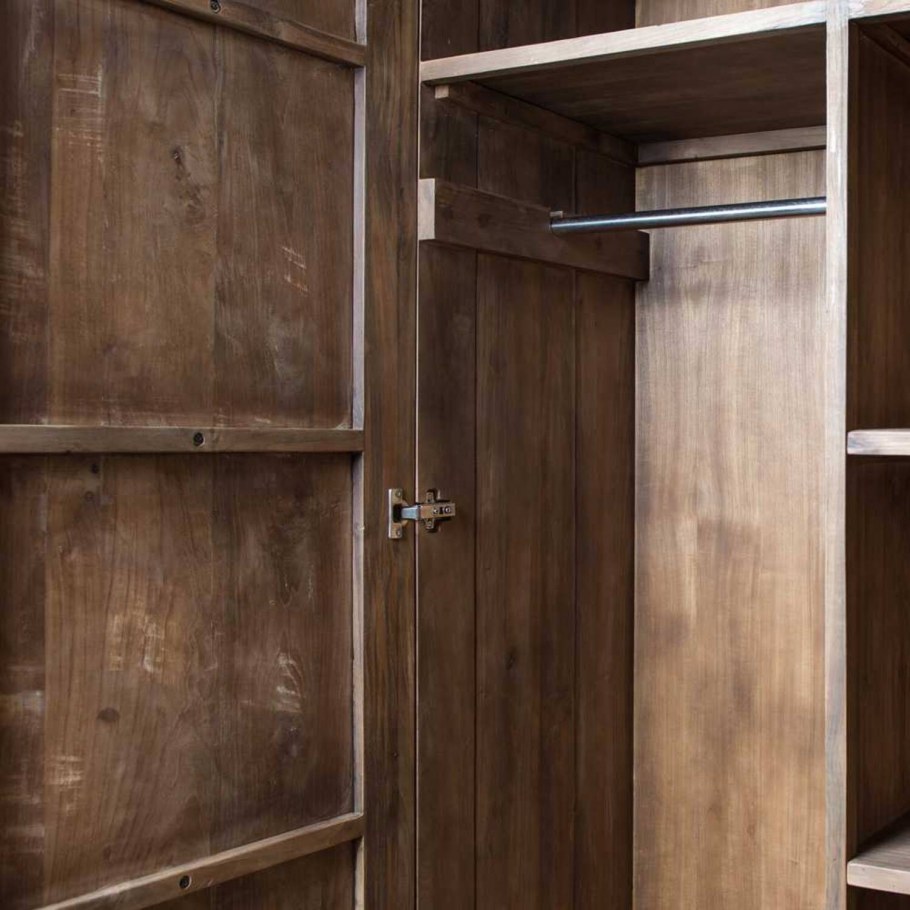 Угловые гардеробные