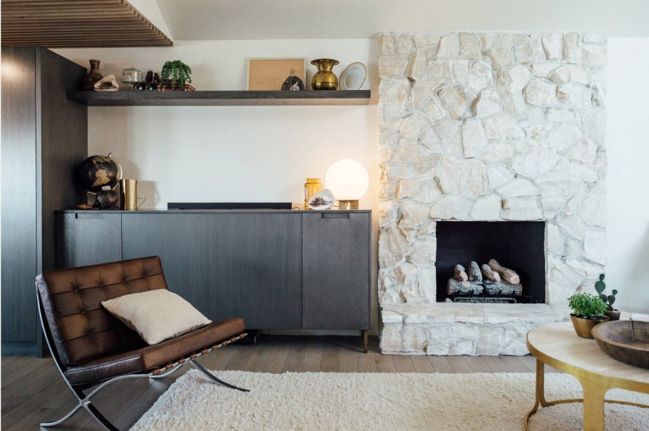 Камин тумба под телевизор в современном