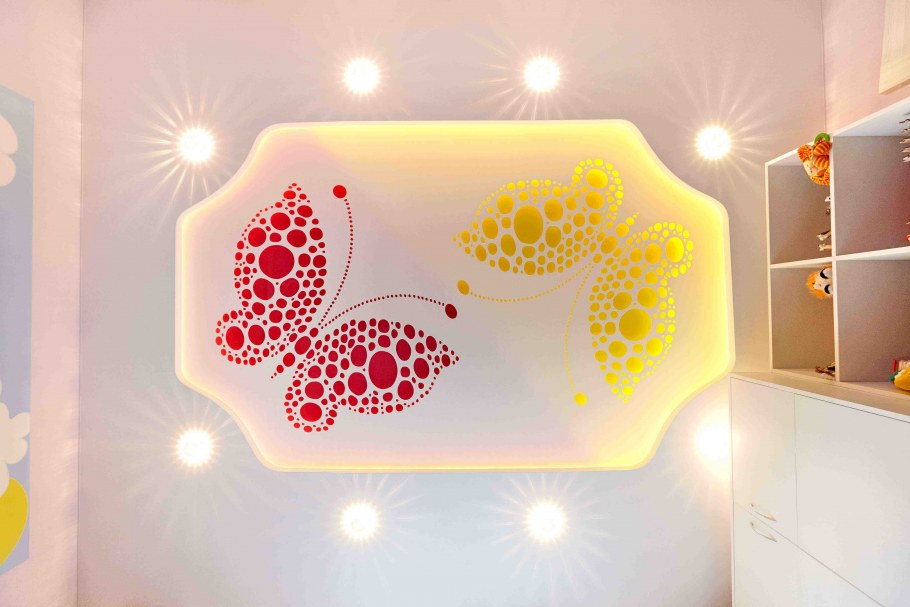 Эплай натяжные потолки