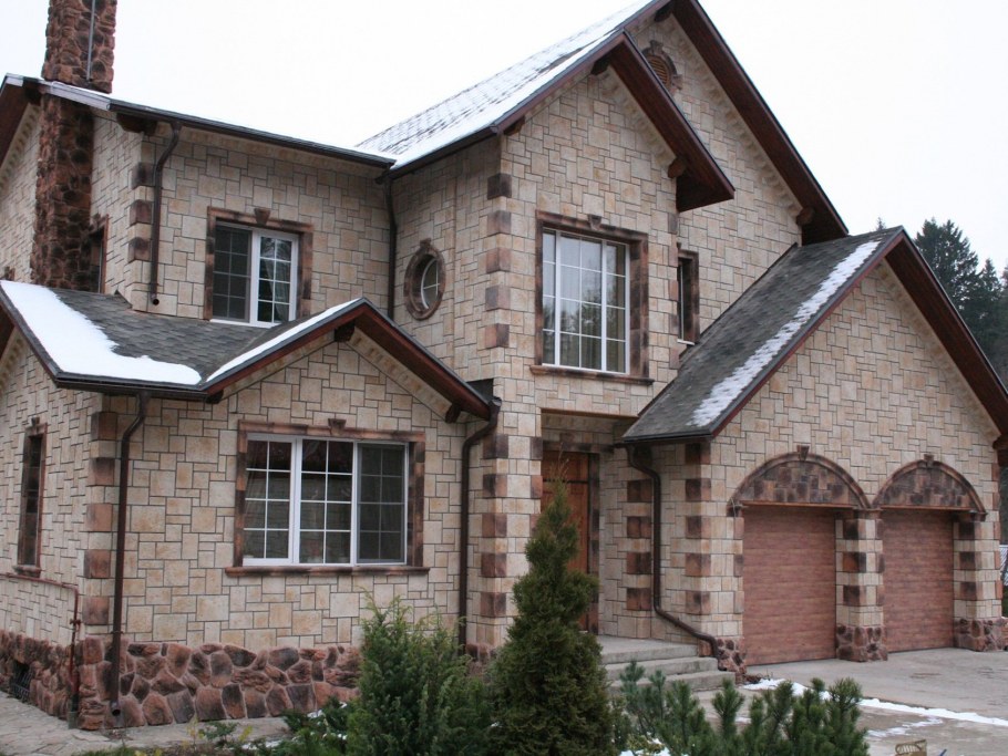 Отделка фасада камнем