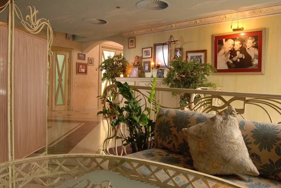 Ресторан девайс в Москве