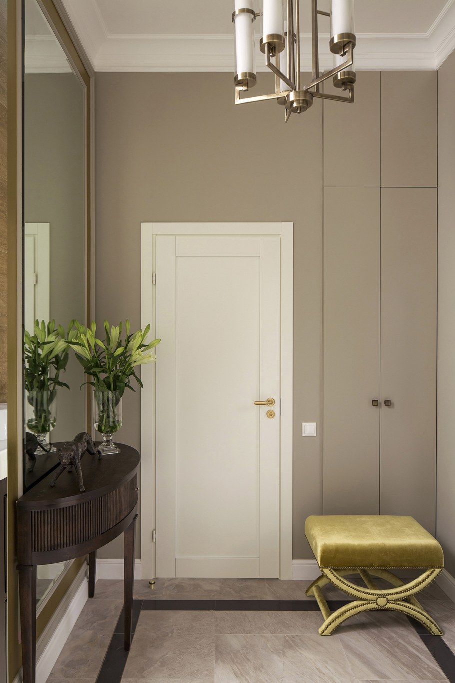 Маленькая прихожая в стиле Минимализм