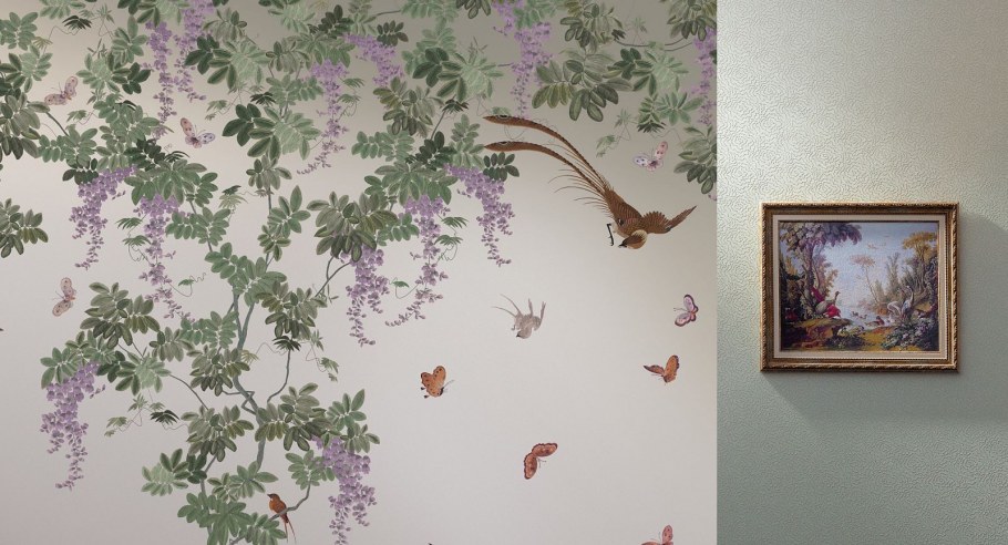 Обои с птицами в интерьере гостиной