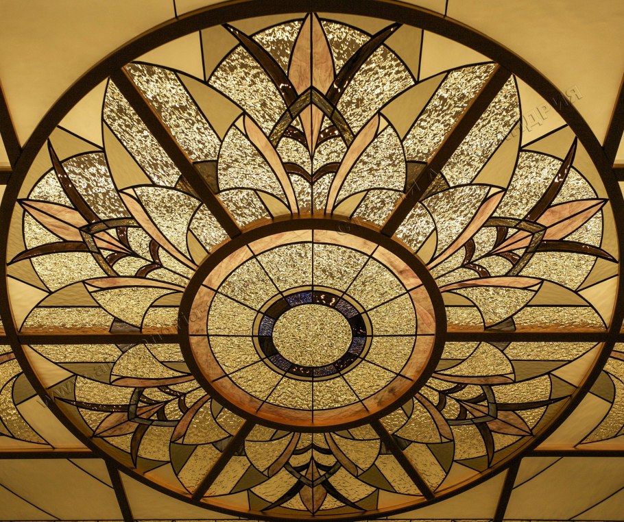 Витражный потолок круглый