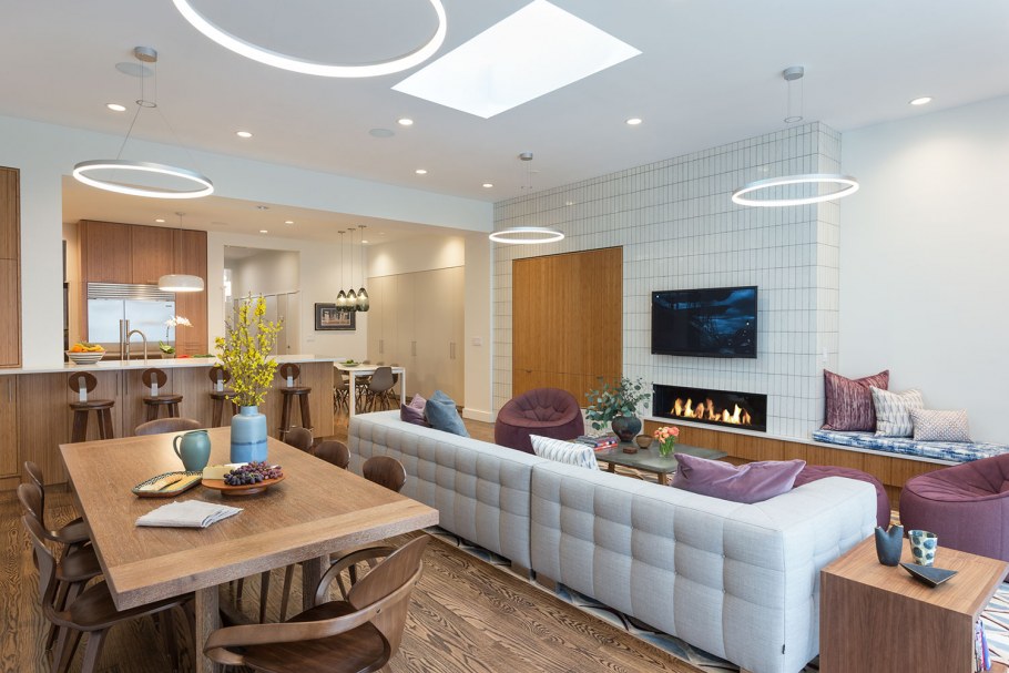 Кухня гостиная в таунхаусе