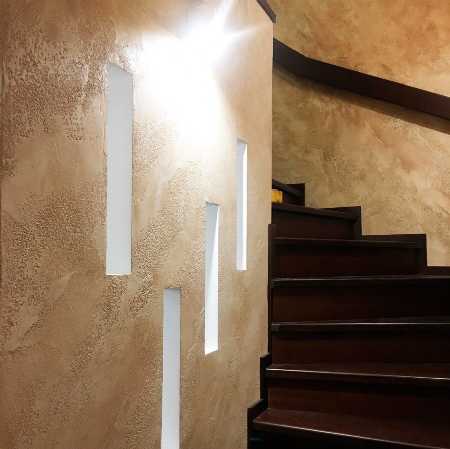 Декоративная штукатурка короед светлые тона