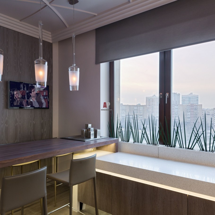 Стол из подоконника