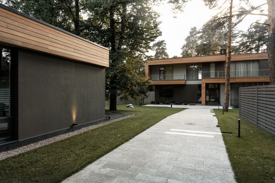 Павильон в современном стиле