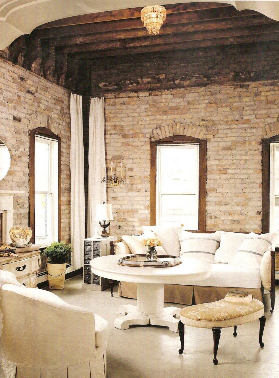 Кирпич в классическом интерьере