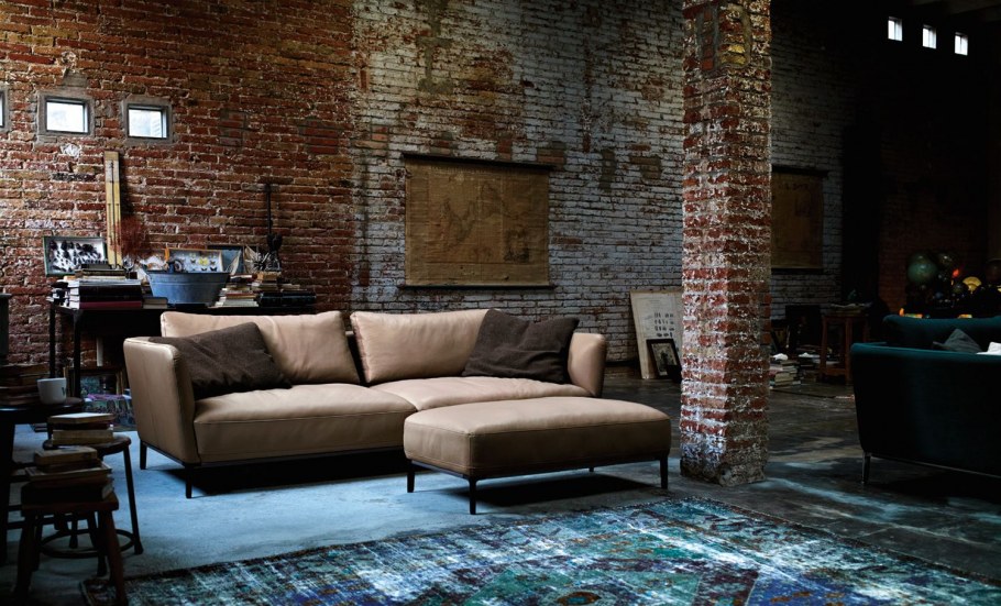 Диван в гостиную лофт