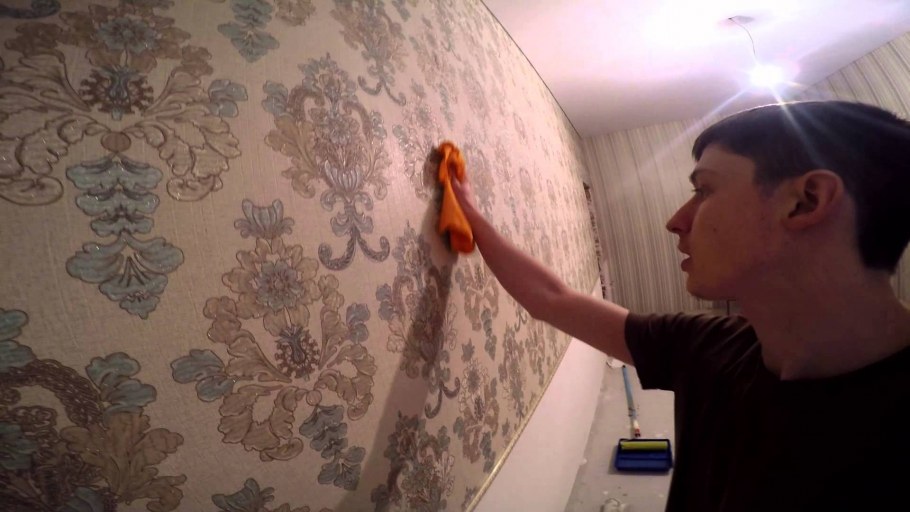 Мытье обоев