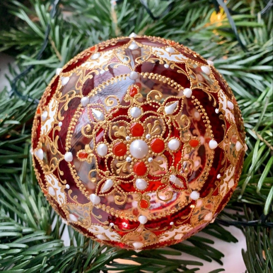 Елочные шары из бисера