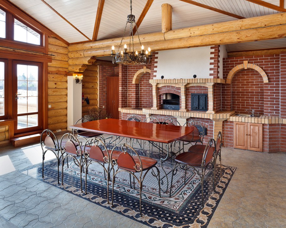 Гостевой дом из оцилиндрованного бревна