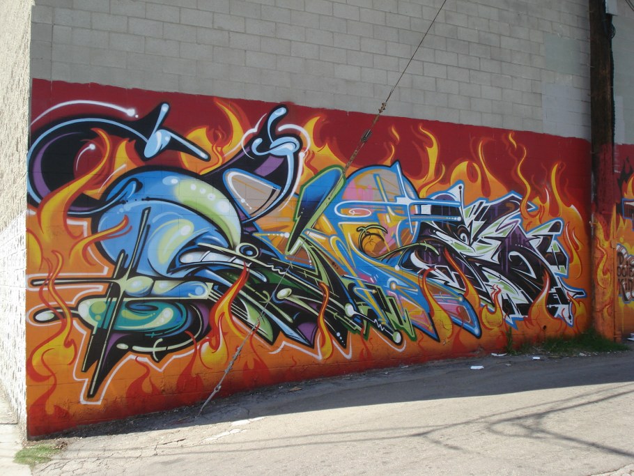 Роспись баллончиками