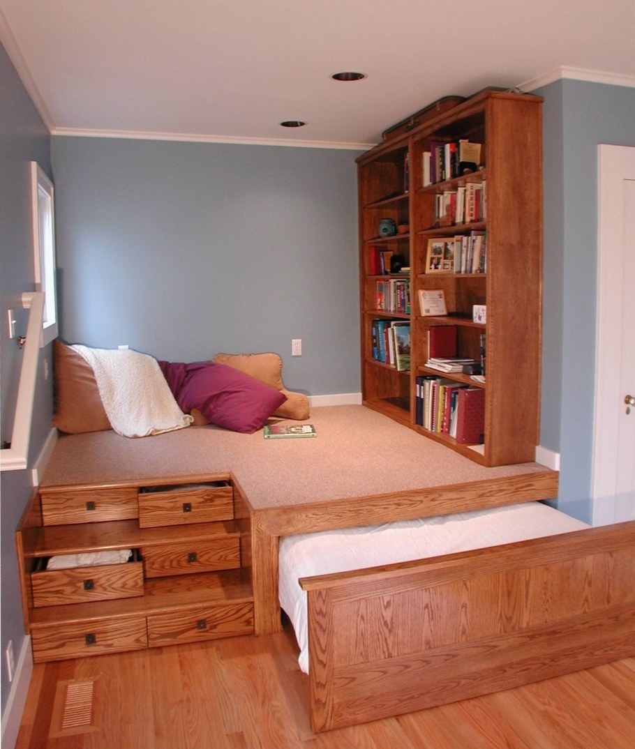 Кровать подиум