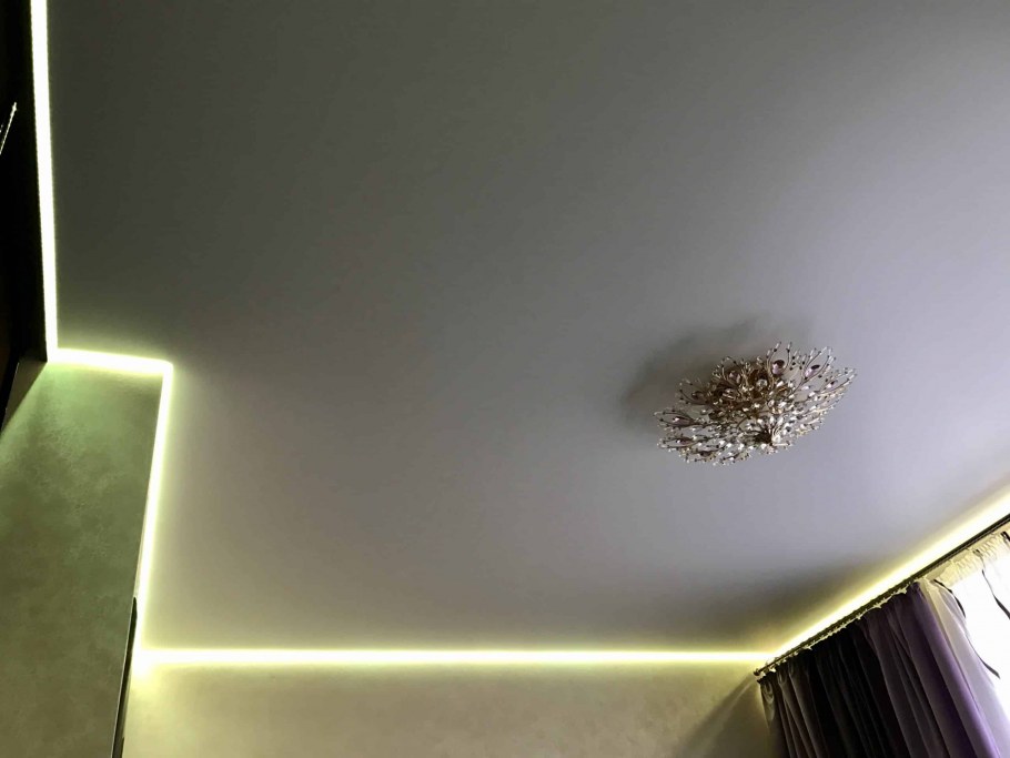 Сатиновый потолок парящий