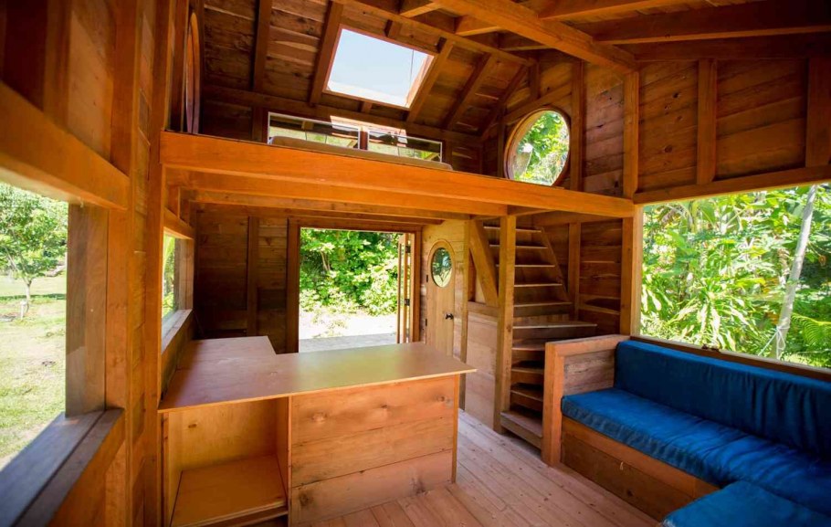 Тини Хаус 4х6