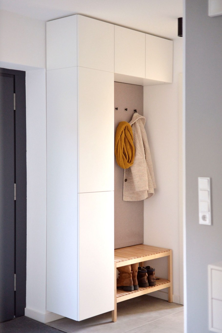 Прихожая в скандинавском стиле икеа