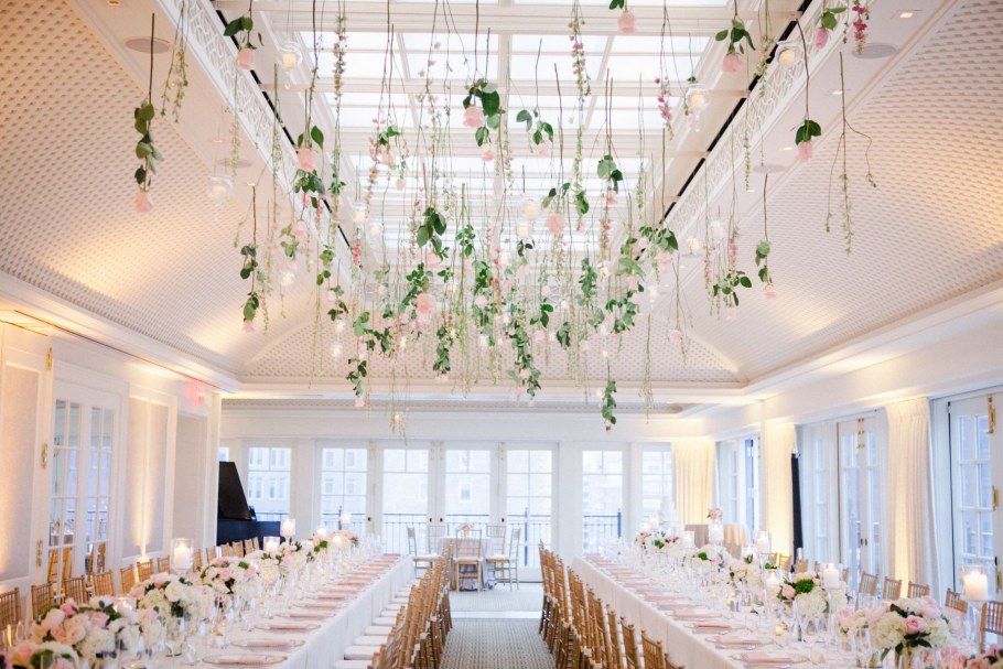 Декор потолка на свадьбу