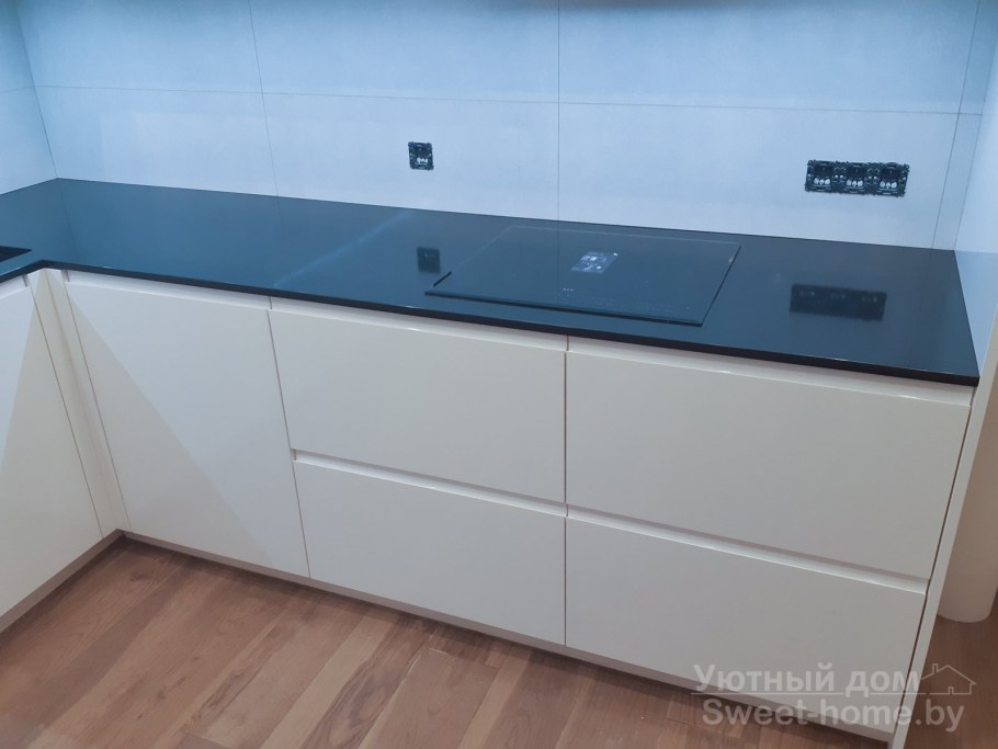 Профиль-ручка Eureka 400 мм