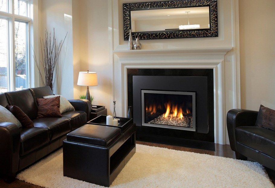 Зал с электрокамином