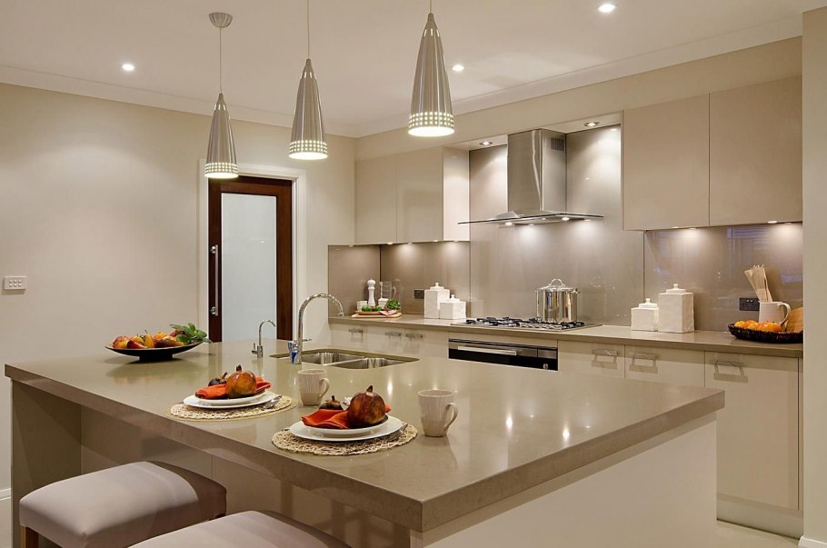 Зонирование потолка в кухне-гостиной