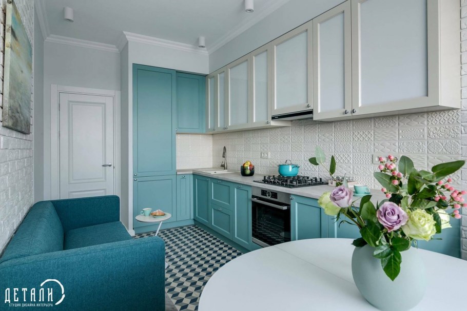 Интерьер кухни в синих тонах