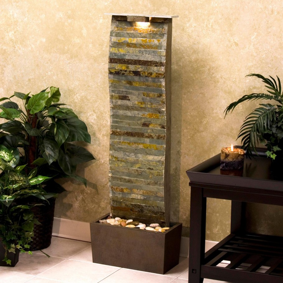 Водопад в квартиру напольный