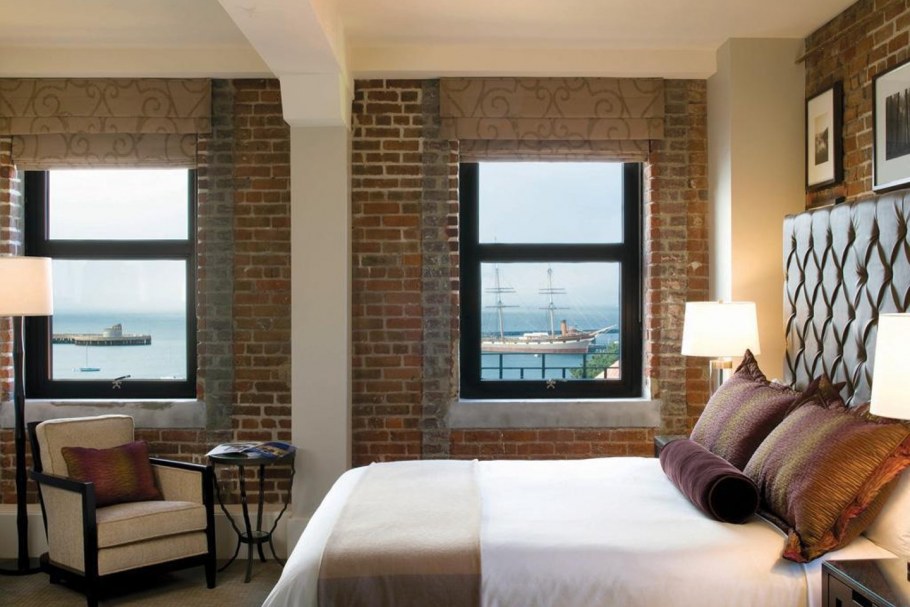 Оконный проем лофт