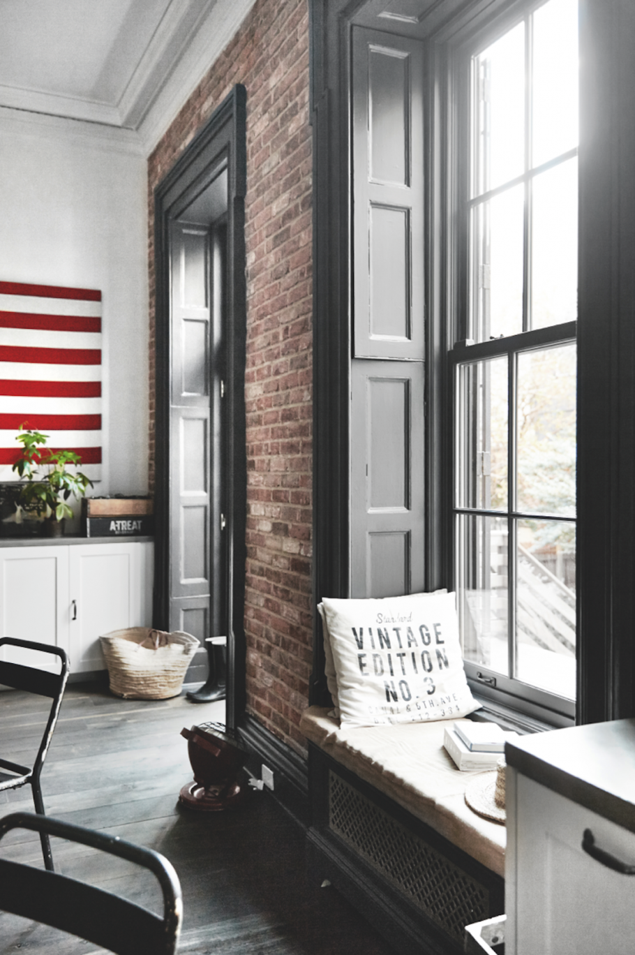 Окна лофт в интерьере