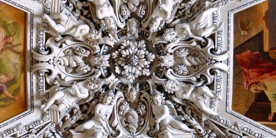 Лепнина в стиле Ренессанс