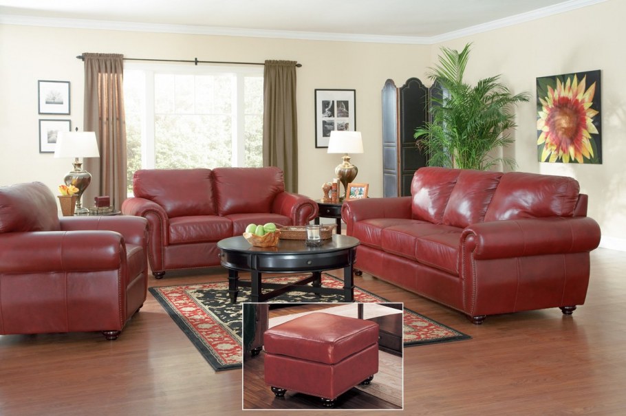 Бордовая мебель в интерьере гостиной