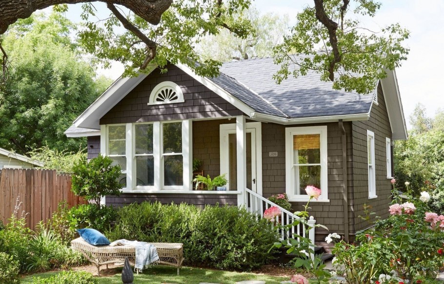 Уютный домик на даче