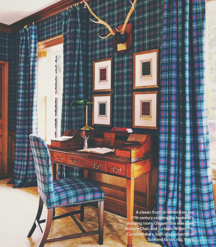 Трехместный диван английской фабрики - Duresta