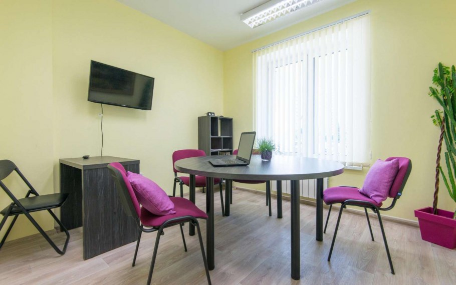 Мебель для языковой студии