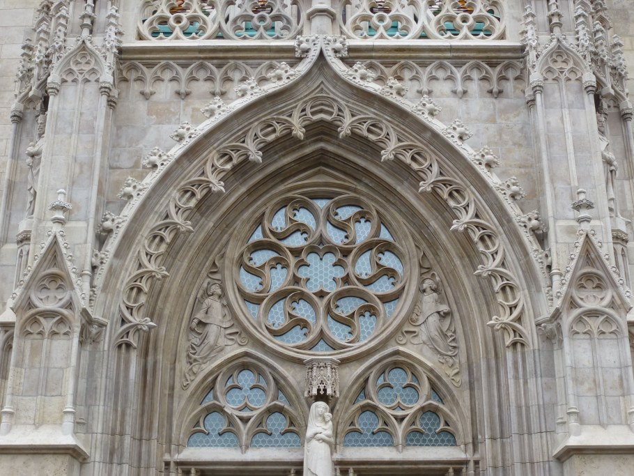 Готические архитектурные украшения