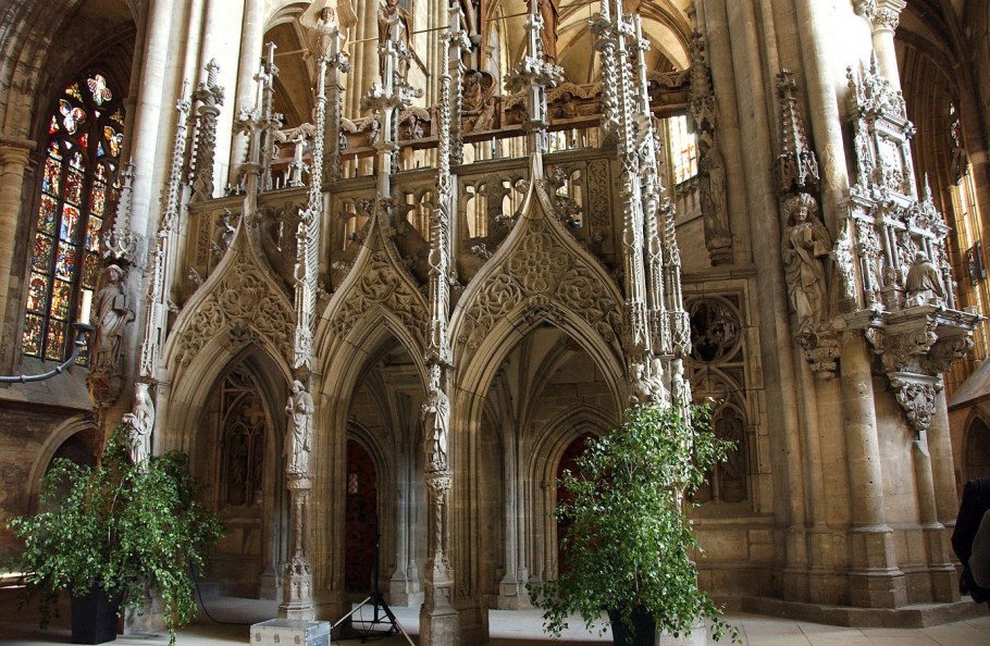 Готическая архитектура интерьер