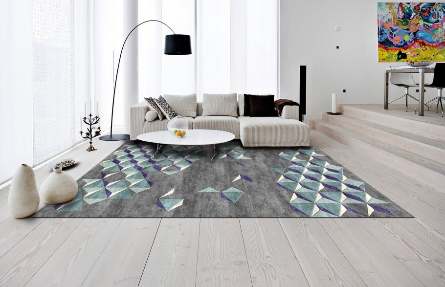 Оранжевый ковер в интерьере