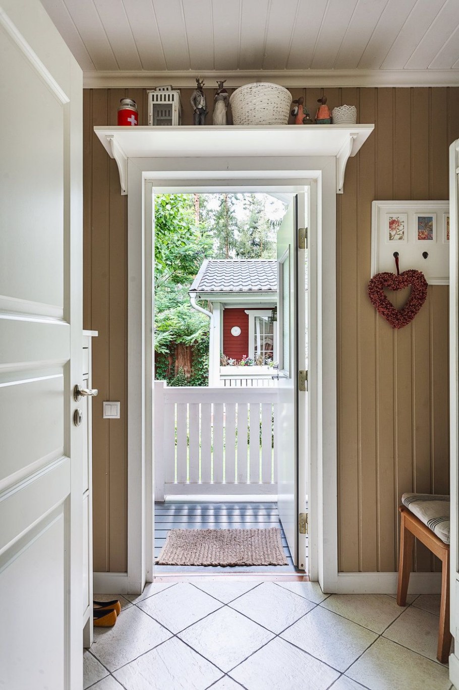 Прихожая Кантри Ангстрем