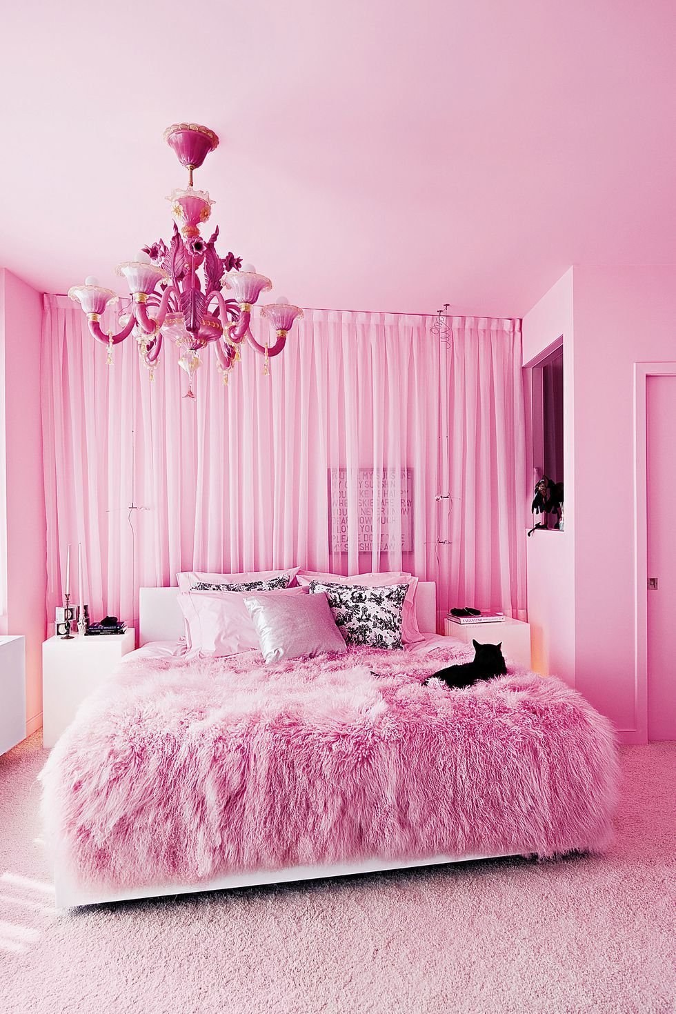 Совсем розовый. Розовая спальня. Розовая комната для девочки. Современная спальня для девочки. Розовая спальня для девочки.