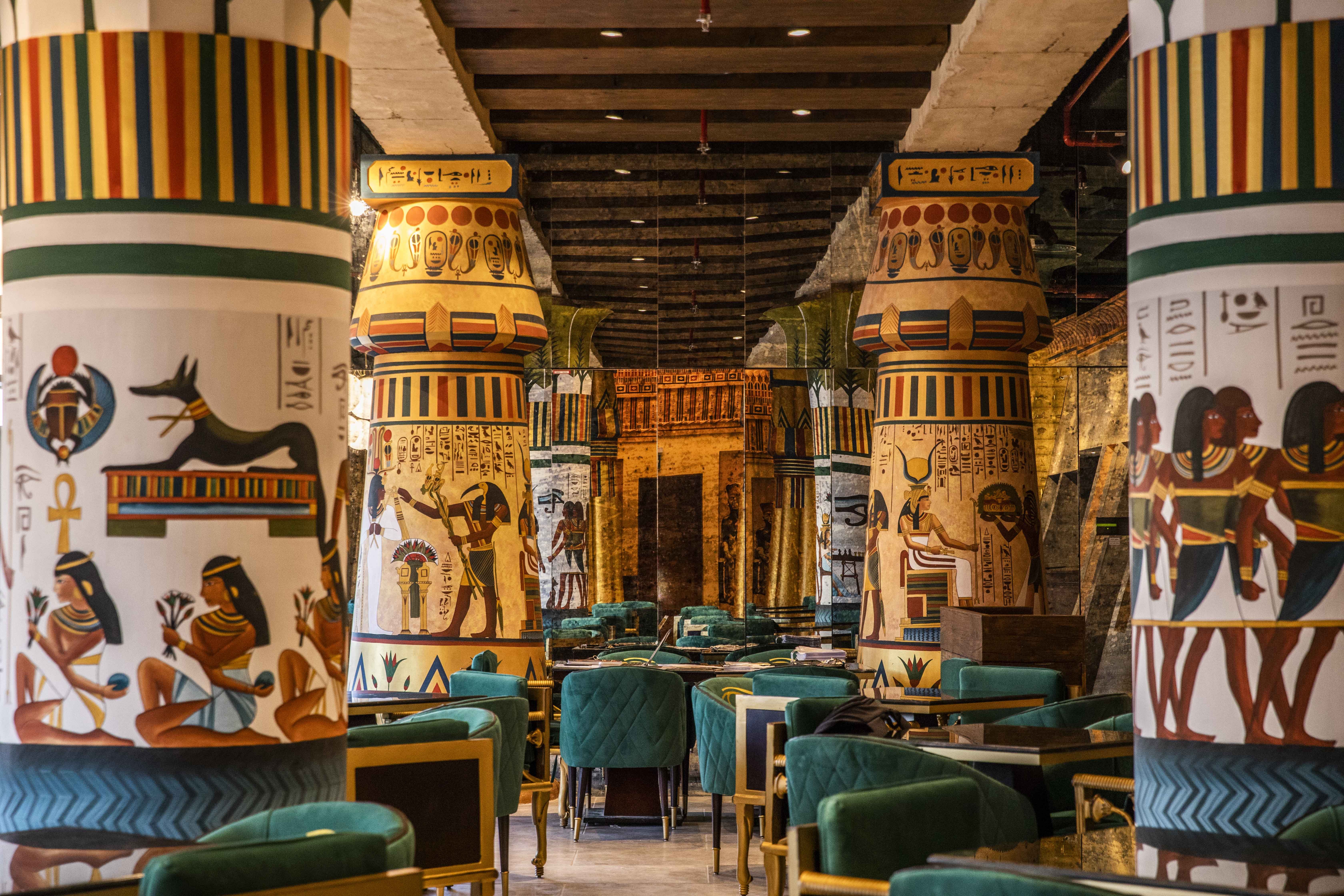 Египетский стиль интерьера ресторана