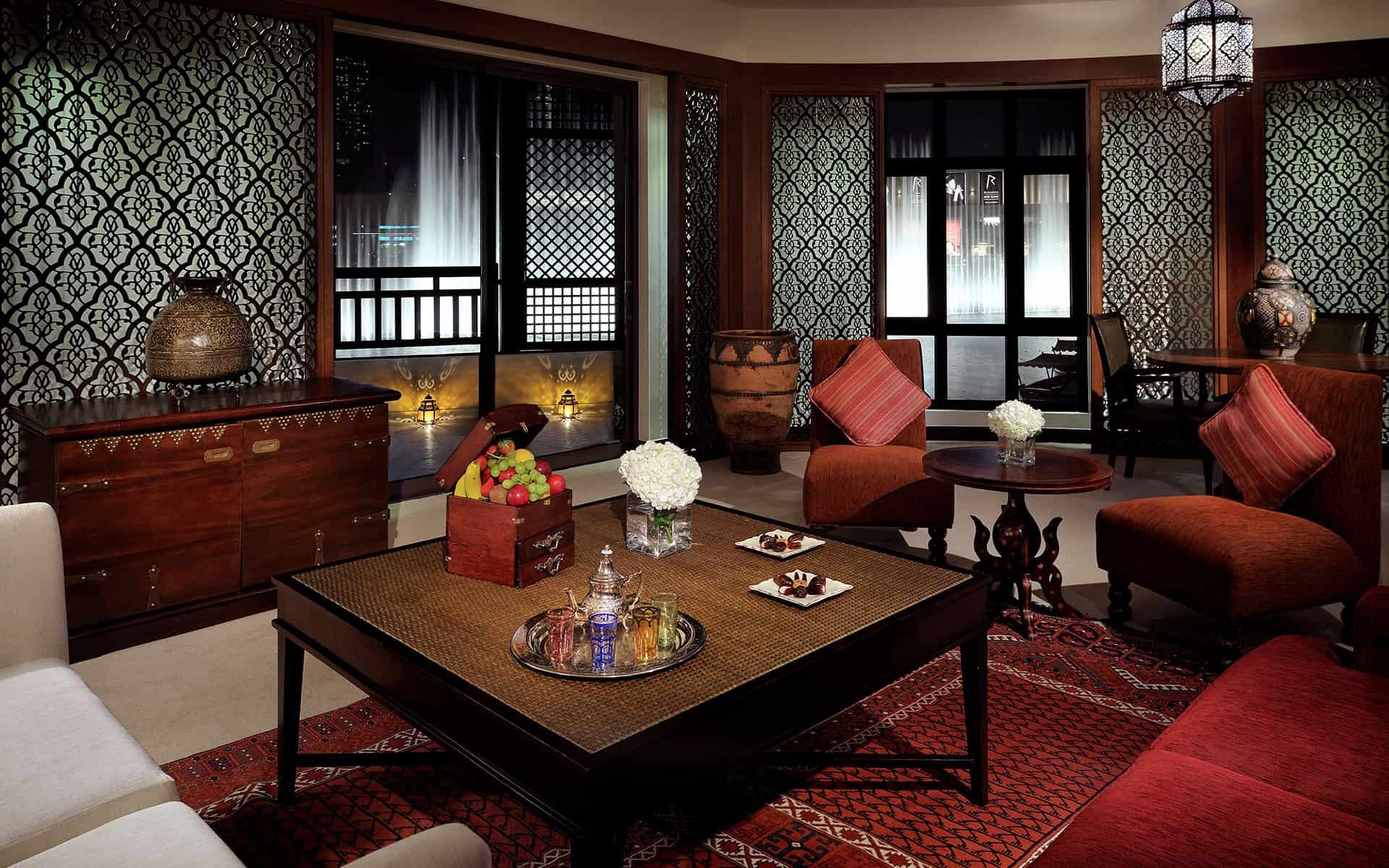 Современная гостиная азиатский стиль