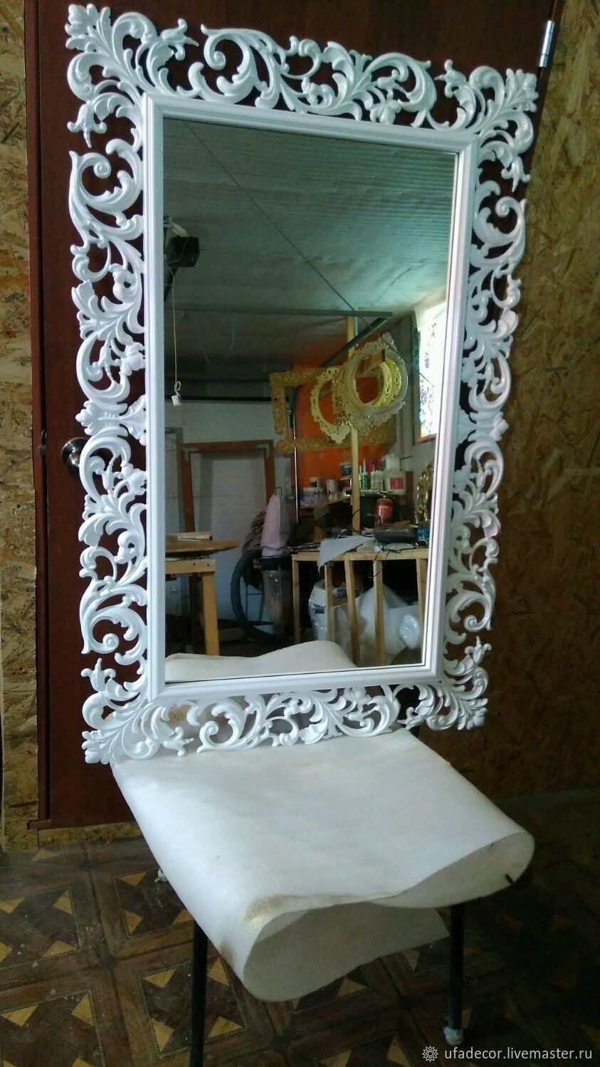 Декоративное обрамление зеркал