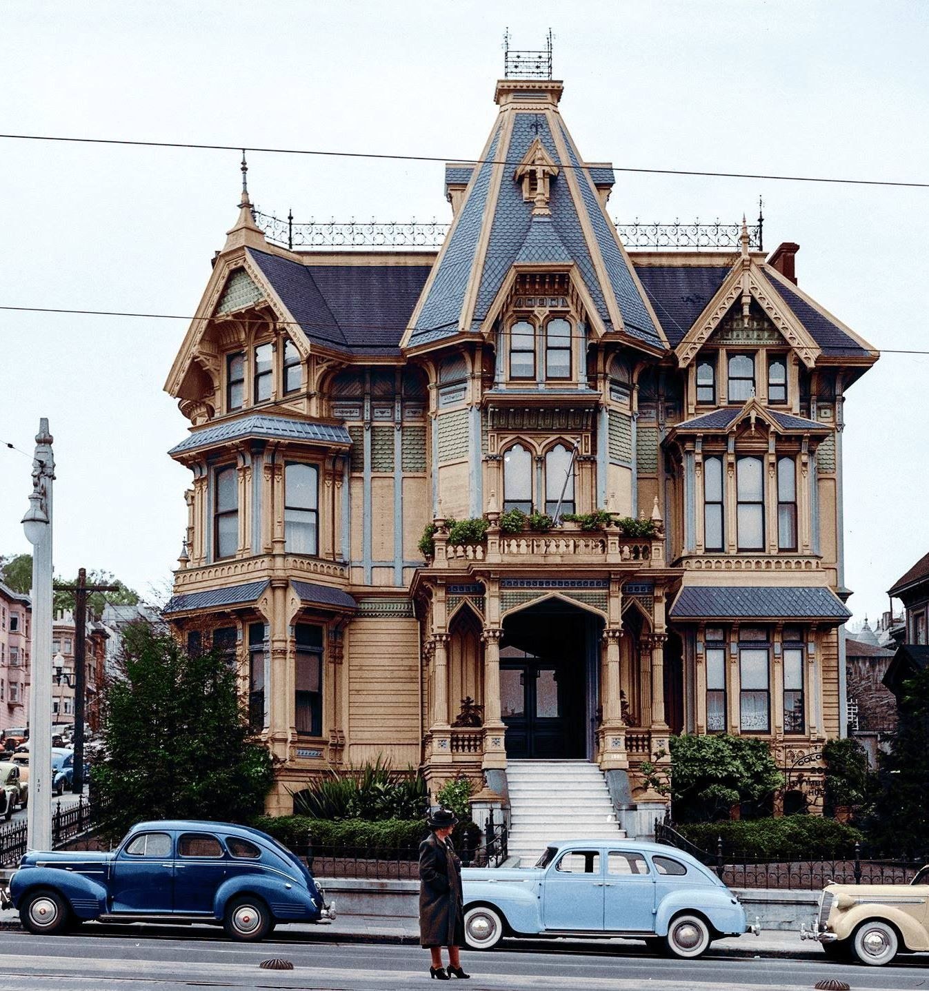 Филадельфия архитектура. Дом в викторианском стиле сан-франциско. Особняк. Особняк барона кельха фасад. Красивое историческое здание.