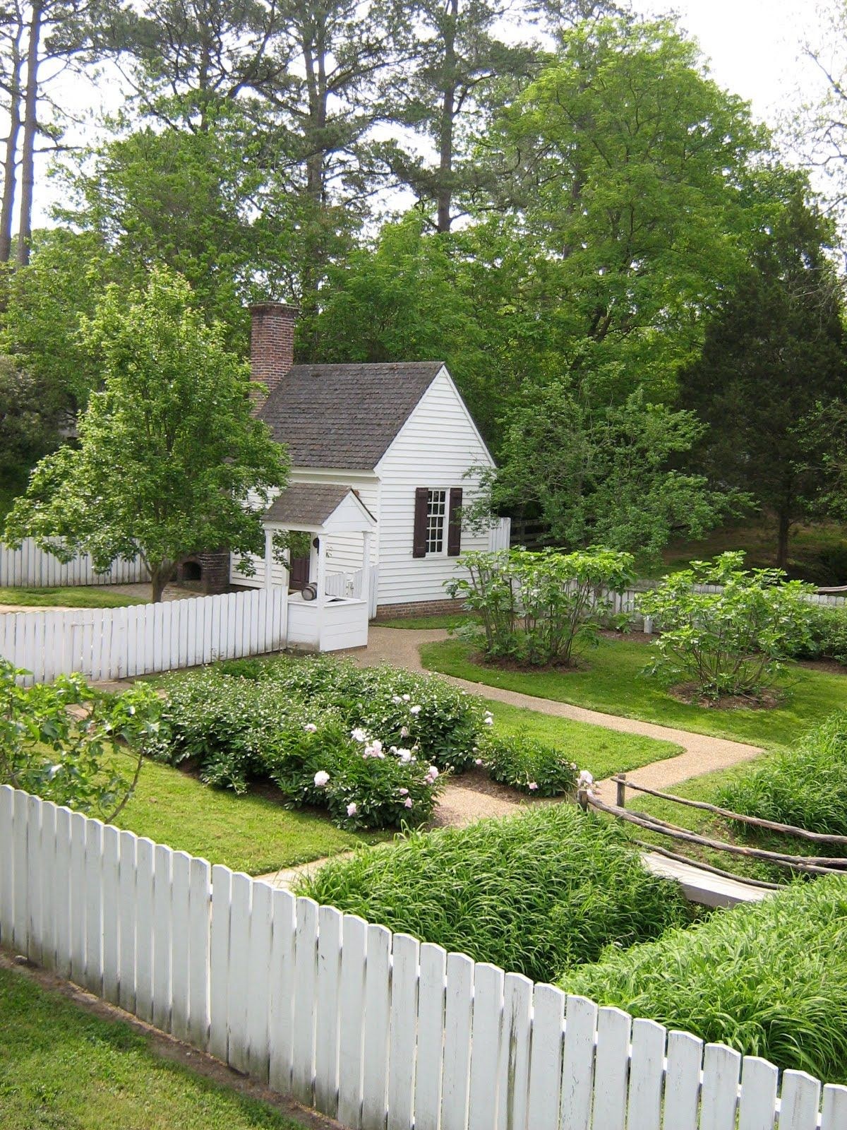 Скандинавский сад Front Yard