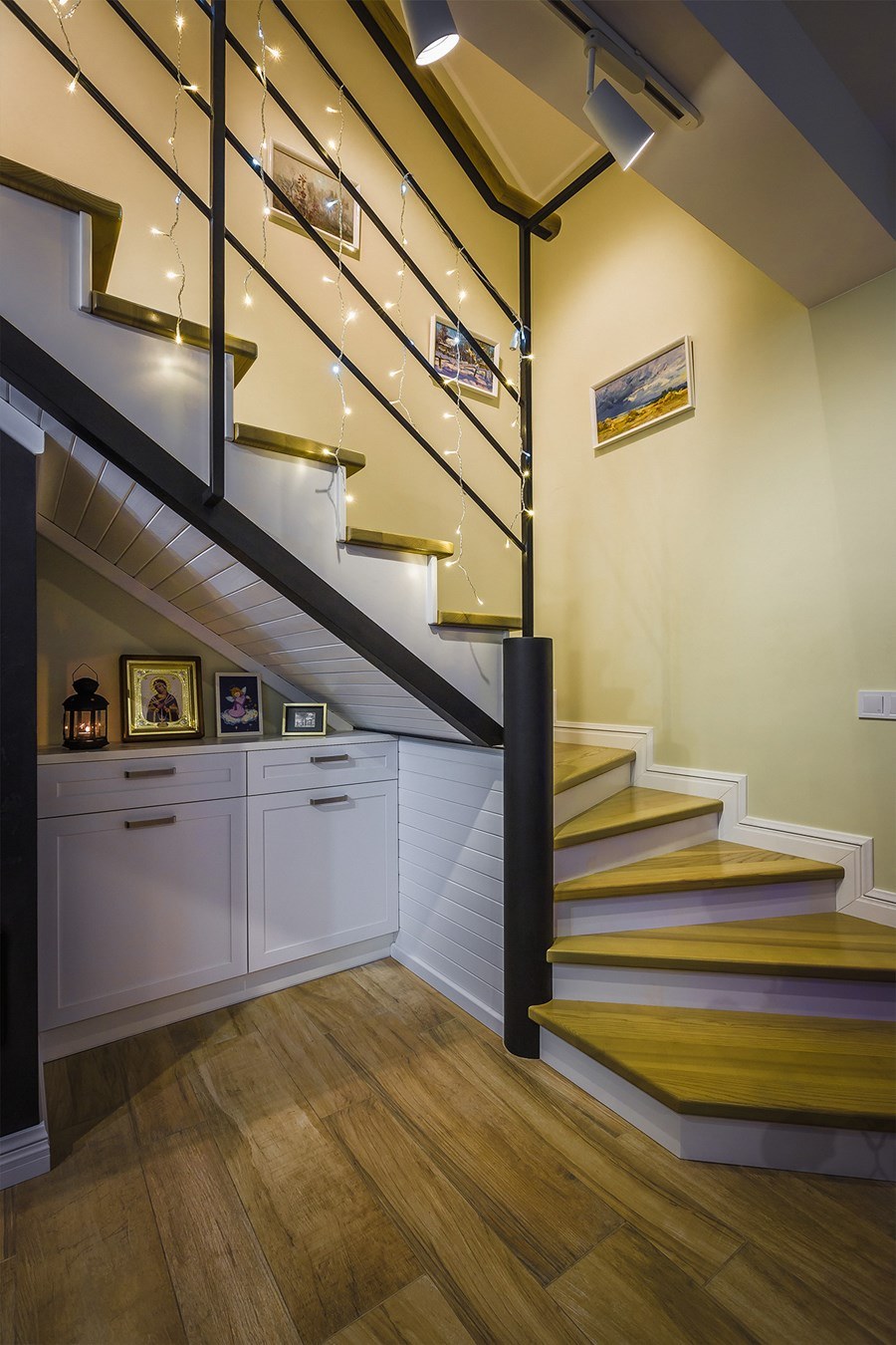 Перила лестницы в скандинавском стиле