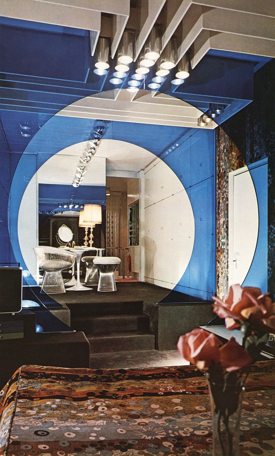 Ретро футуризм в интерьере